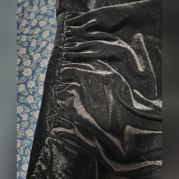 Fashion Nova Jessica Velvet Dress - Picture 6 of 8